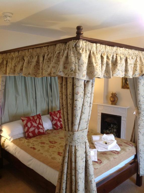 Crown Inn Blockley Room photo