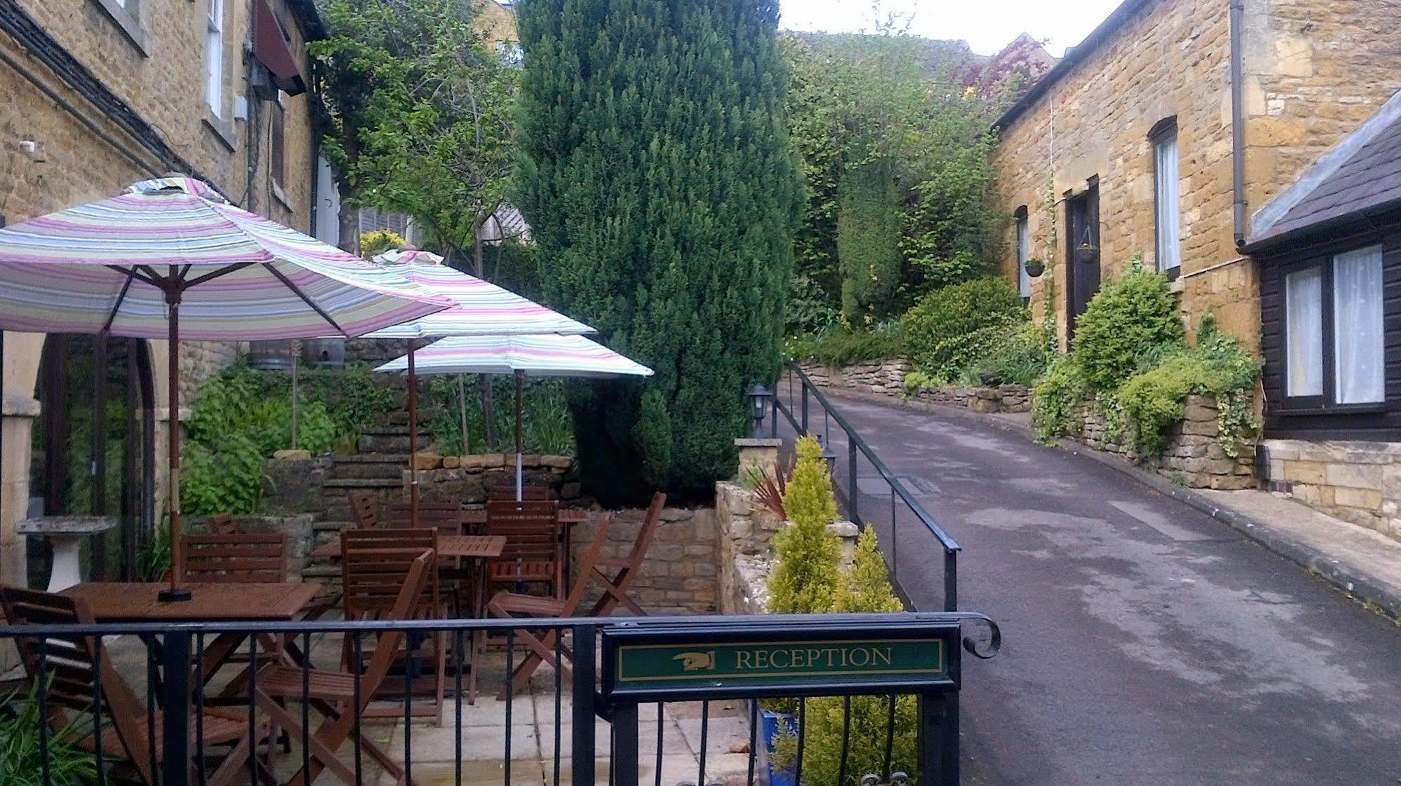 Crown Inn Blockley Exterior photo